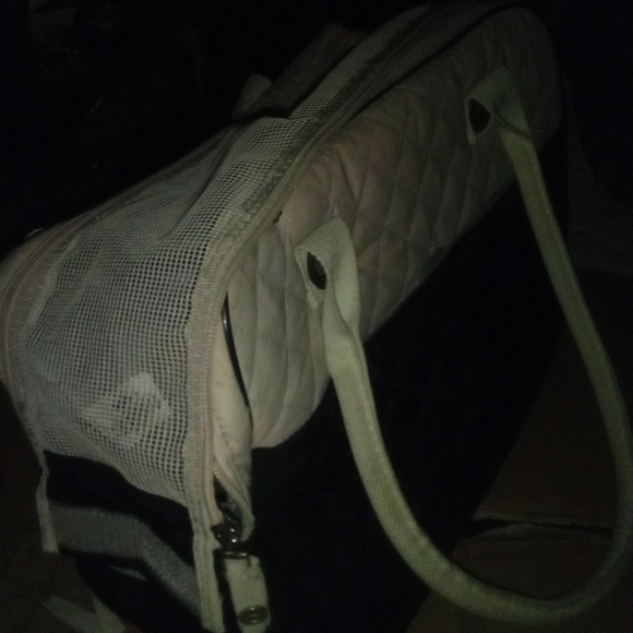 Elegant Black and Cream Dog Carrier - Picture 3 of 3